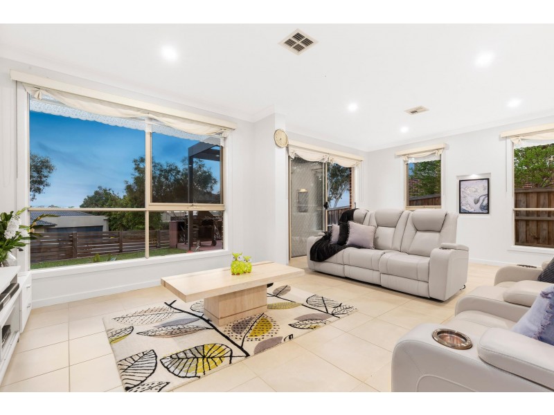 1 Cahir Close, Macleod VIC 3085