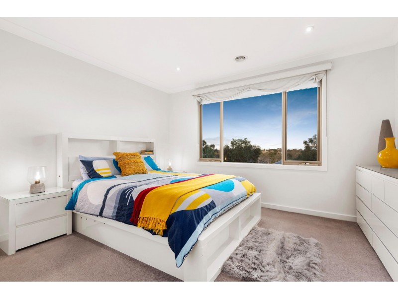 1 Cahir Close, Macleod VIC 3085