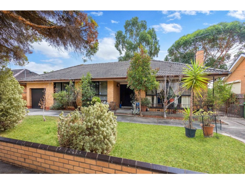 126 The Fairway, Kingsbury VIC 3083