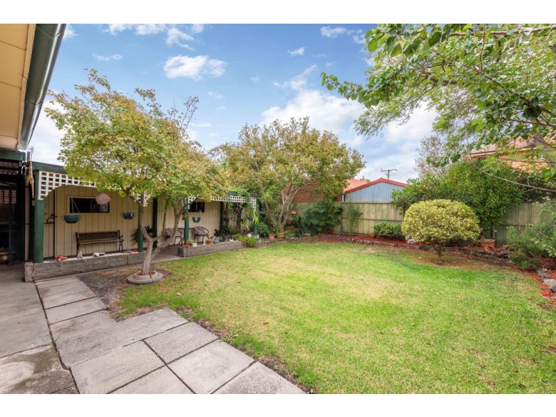 156 Dunne Street, Kingsbury VIC 3083