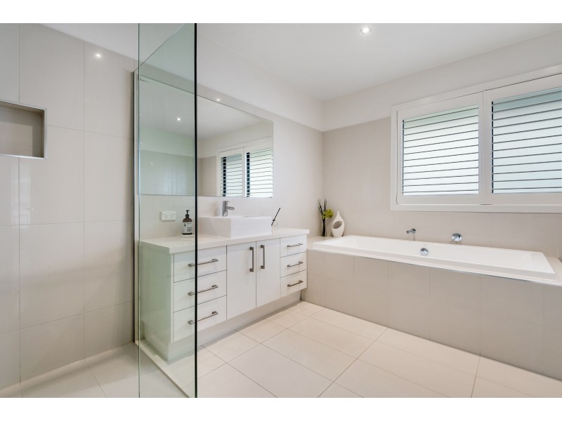 94 Winter Crescent, Reservoir VIC 3073