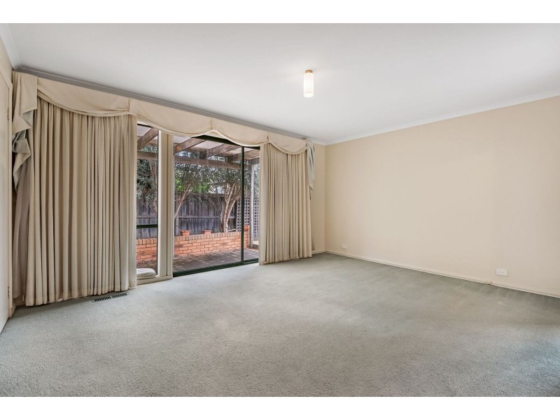 2 Timberglades Drive, Bundoora VIC 3083