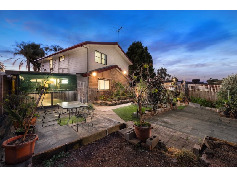 34 Donach Crescent, Bundoora VIC 3083