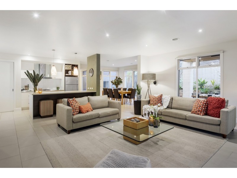 8 Gresswell Road, Macleod VIC 3085