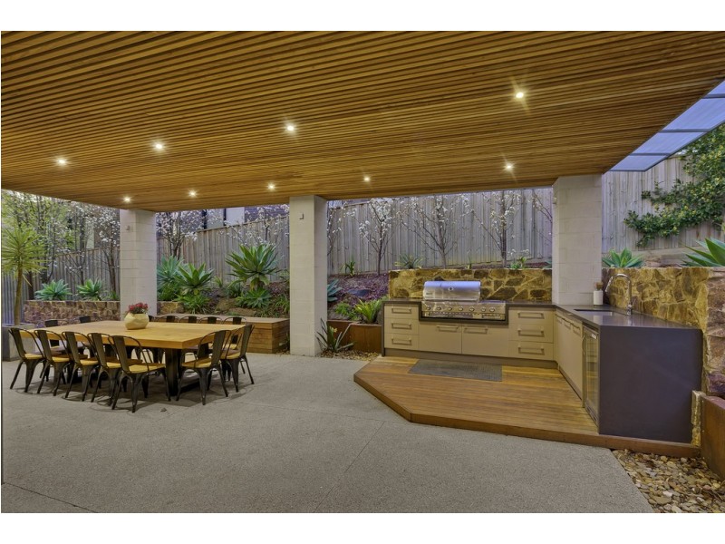 8 Gresswell Road, Macleod VIC 3085