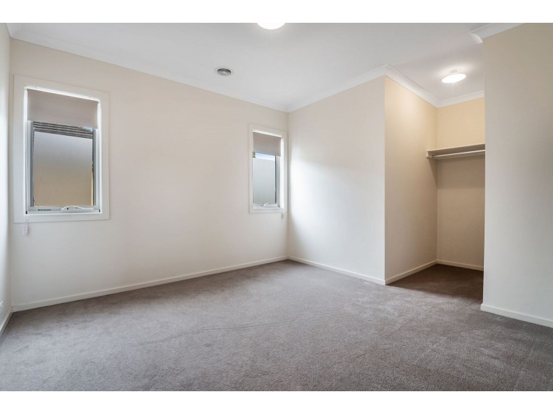 4 Gurrborra Way, Bundoora VIC 3083