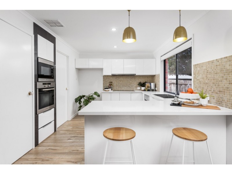 19 Josef Avenue, Bundoora VIC 3083