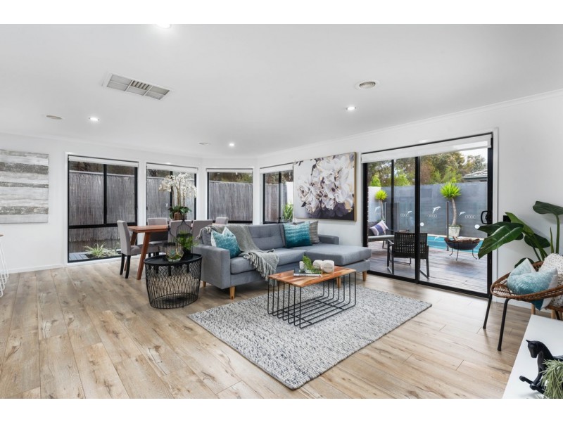 19 Josef Avenue, Bundoora VIC 3083