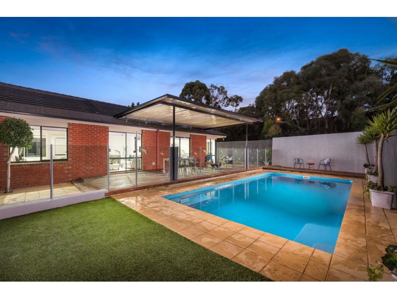 19 Josef Avenue, Bundoora VIC 3083