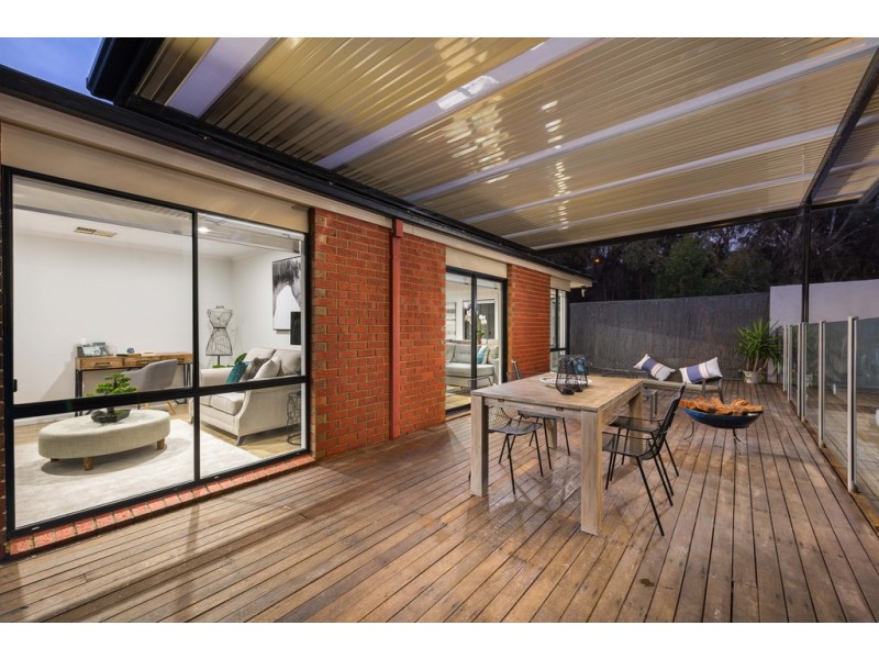 19 Josef Avenue, Bundoora VIC 3083