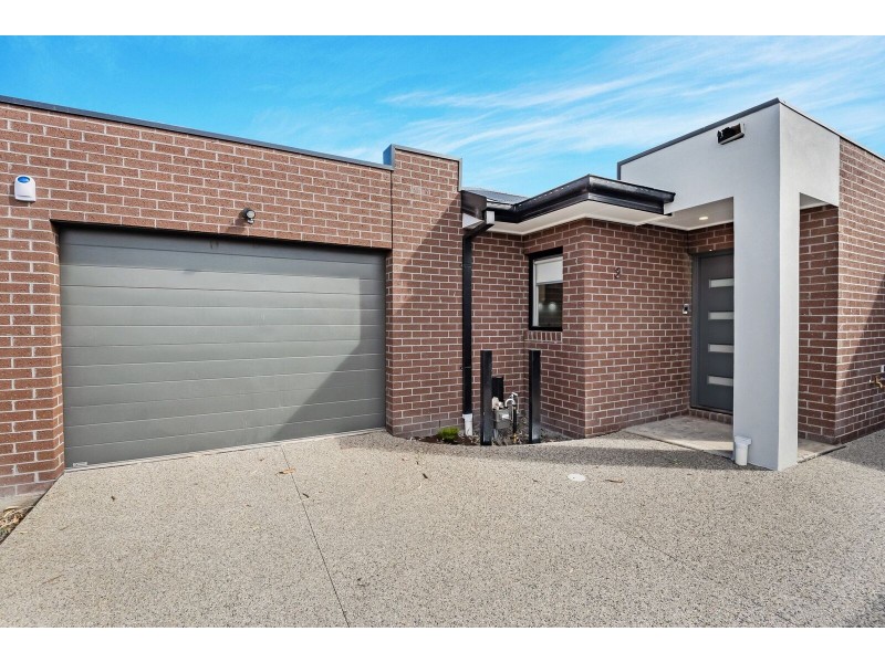 2/2 Cerridwen Close, Epping VIC 3076