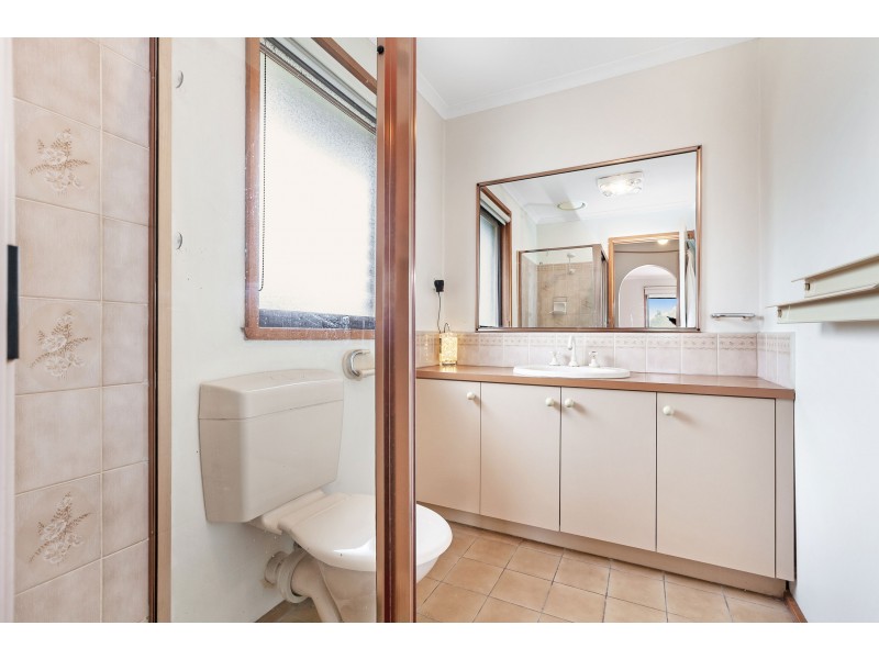 5 Aster Court, Mill Park VIC 3082