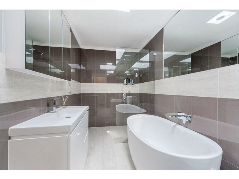 7 Henricks Court, Mill Park VIC 3082