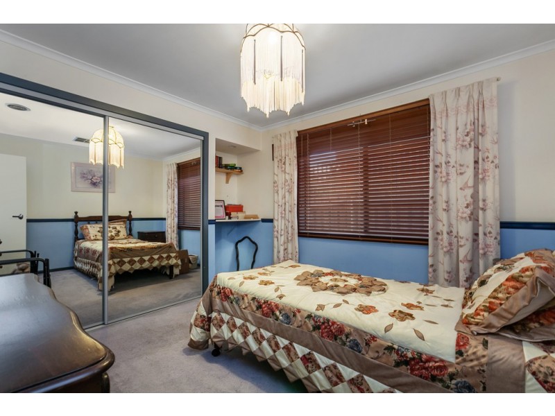 22 Manna Gum Walk, South Morang VIC 3752