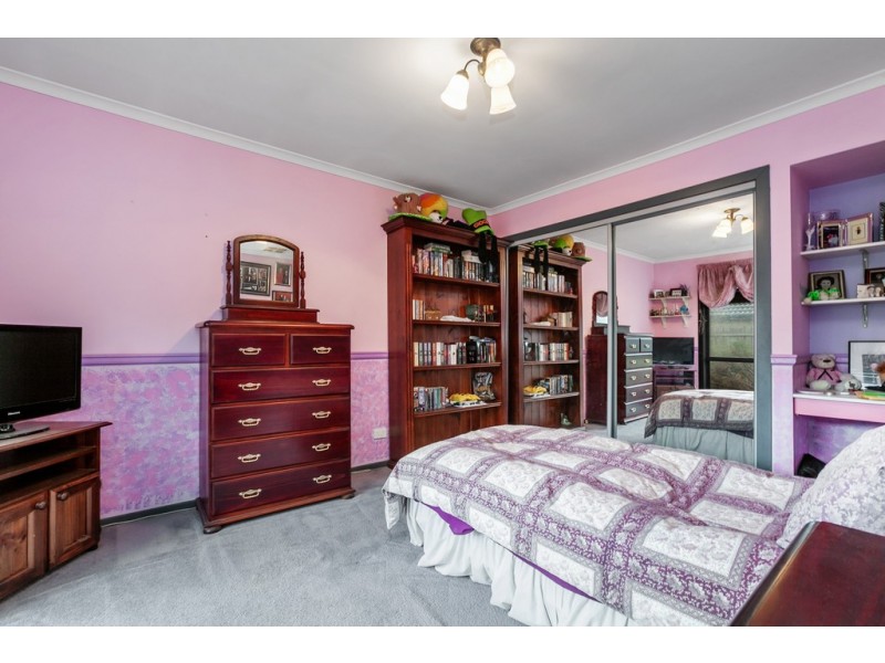 22 Manna Gum Walk, South Morang VIC 3752