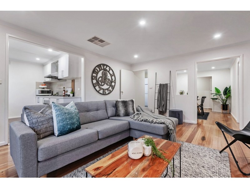 27 Milton Parade, Bundoora VIC 3083