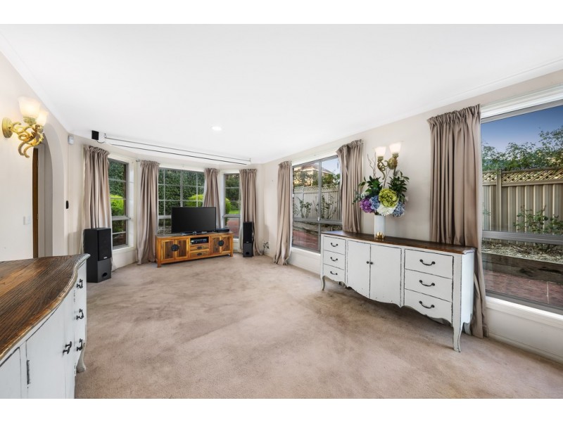 2 Oakden Drive, Bundoora VIC 3083