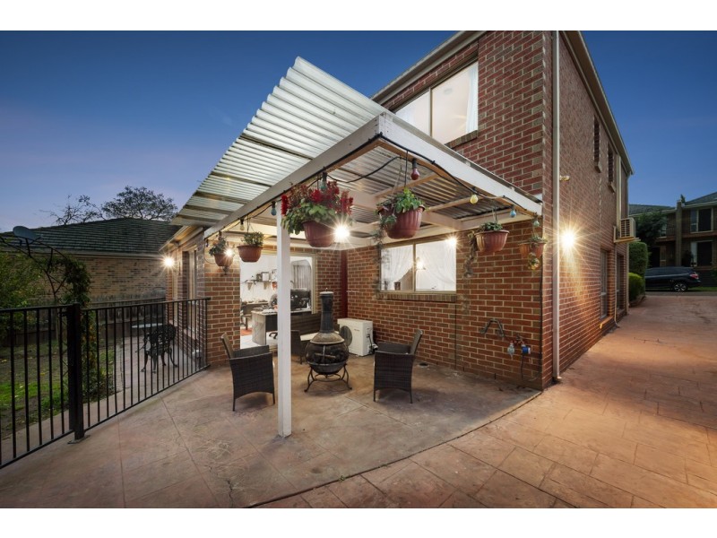 2 Oakden Drive, Bundoora VIC 3083