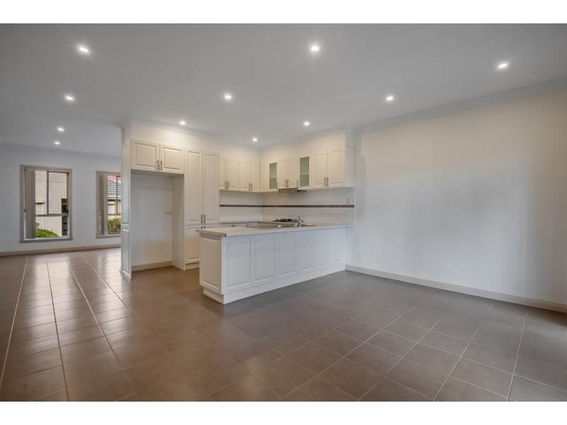 10/45 Ancona Drive, Mill Park VIC 3082