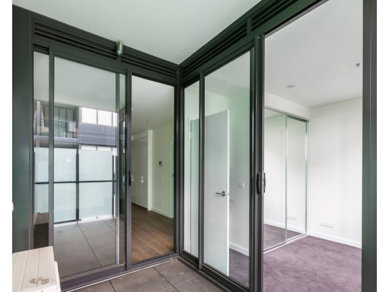 111/110 Keilor Road, Essendon North VIC 3041