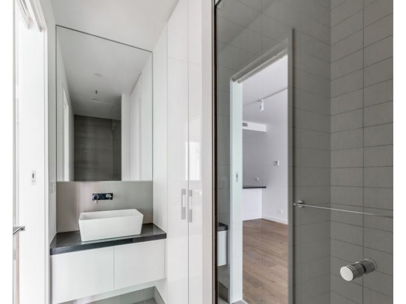 111/110 Keilor Road, Essendon North VIC 3041