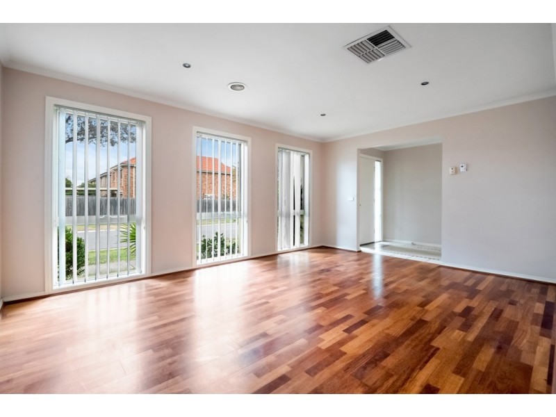 20 Elysee Avenue, South Morang VIC 3752