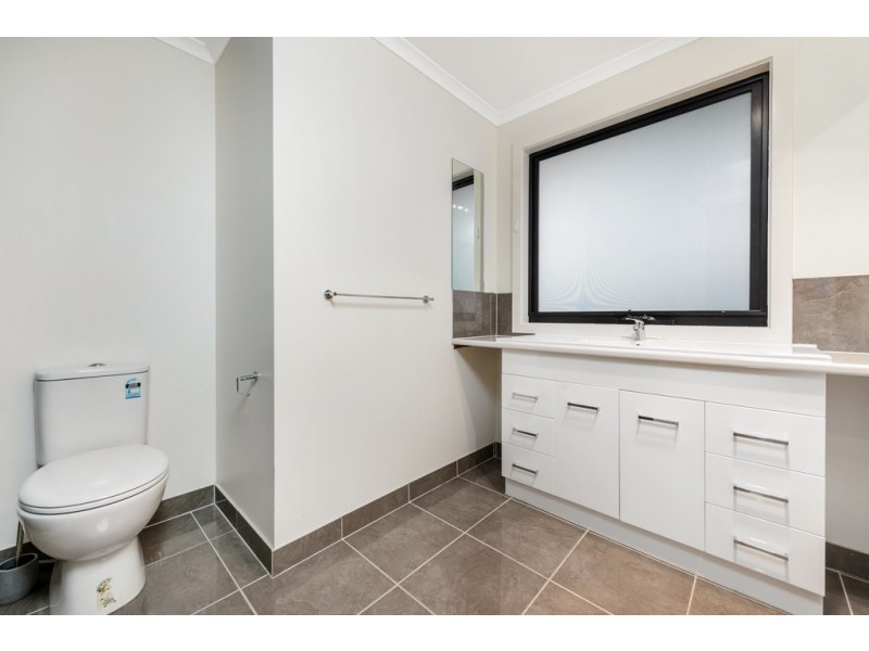 1/4 Gray Court, Bundoora VIC 3083