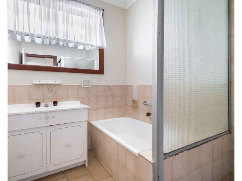 2/18-20 Mcleans Road, Bundoora VIC 3083