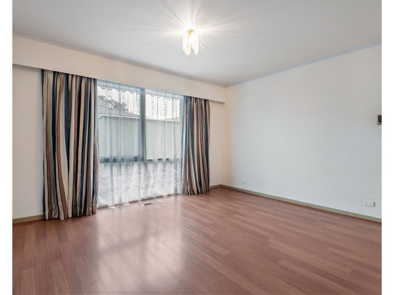 26 Blossom Park Drive, Mill Park VIC 3082