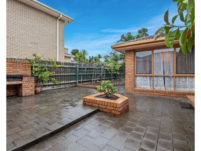 26 Blossom Park Drive, Mill Park VIC 3082