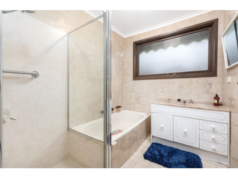 49 Lea Crescent, Bundoora VIC 3083