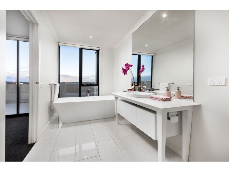 6 Bradford Ridge, Bundoora VIC 3083