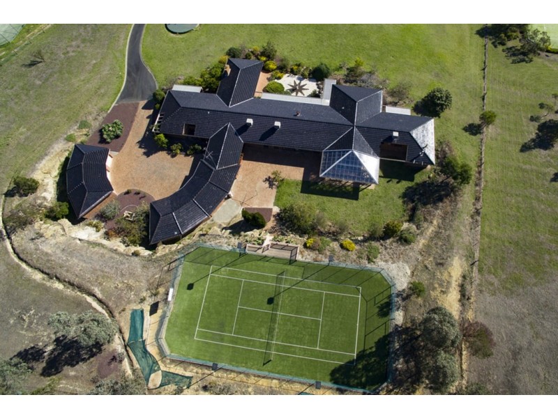 5 Joslyn Drive, Research VIC 3095