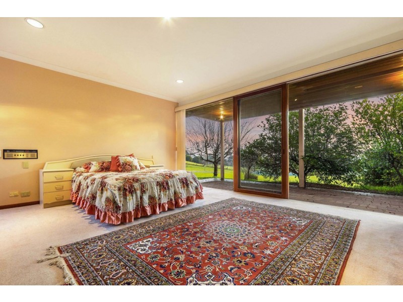 5 Joslyn Drive, Research VIC 3095