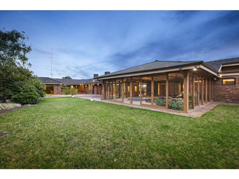 5 Joslyn Drive, Research VIC 3095