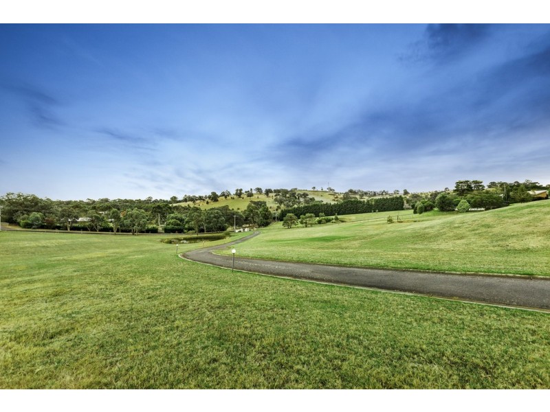 5 Joslyn Drive, Research VIC 3095