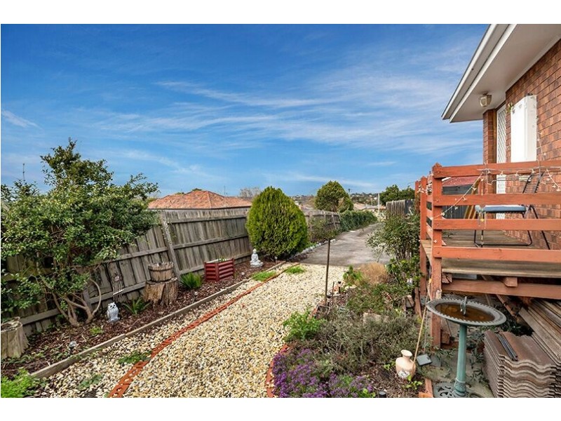 2/50 Miranda Road, Reservoir VIC 3073