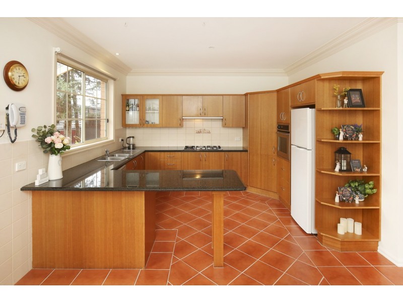 14 Amethyst Walk, Bundoora VIC 3083