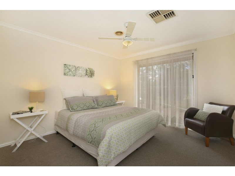 14 Amethyst Walk, Bundoora VIC 3083
