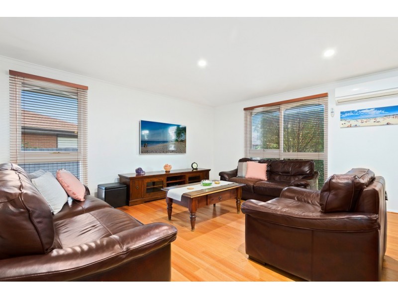 16 Cumberland Crescent, Thomastown VIC 3074