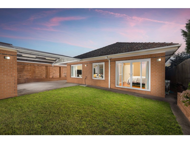 15 Edna Grove, Coburg VIC 3058