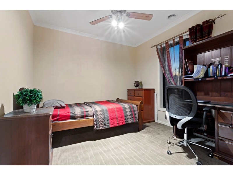 31 Fitzjohns Drive, Bundoora VIC 3083