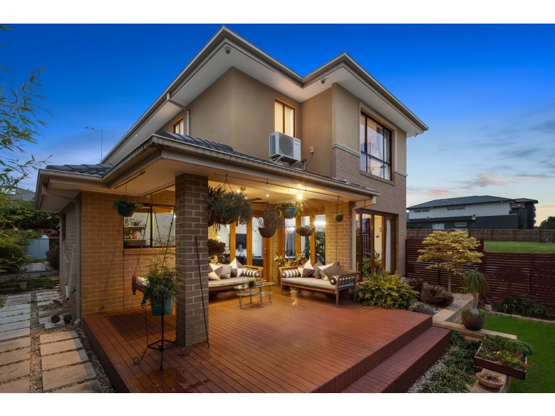 31 Fitzjohns Drive, Bundoora VIC 3083