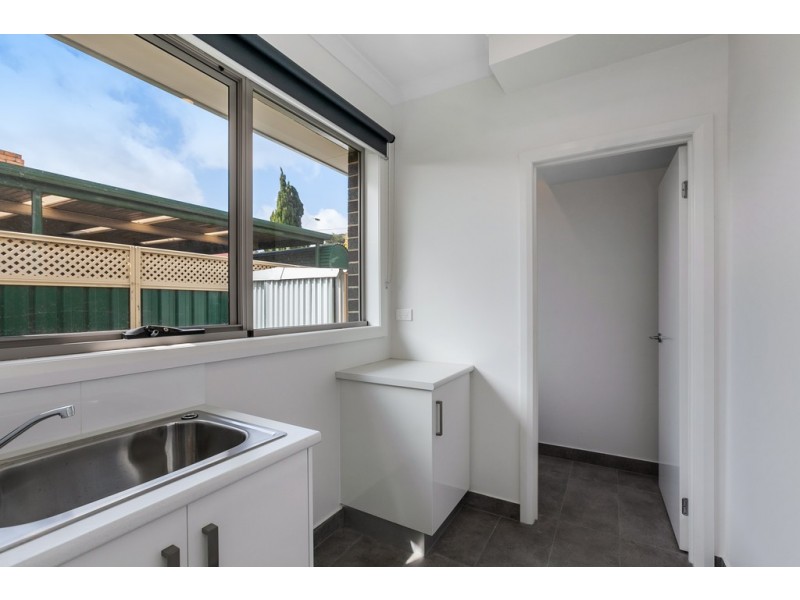 2/115 Cheddar Road, Reservoir VIC 3073