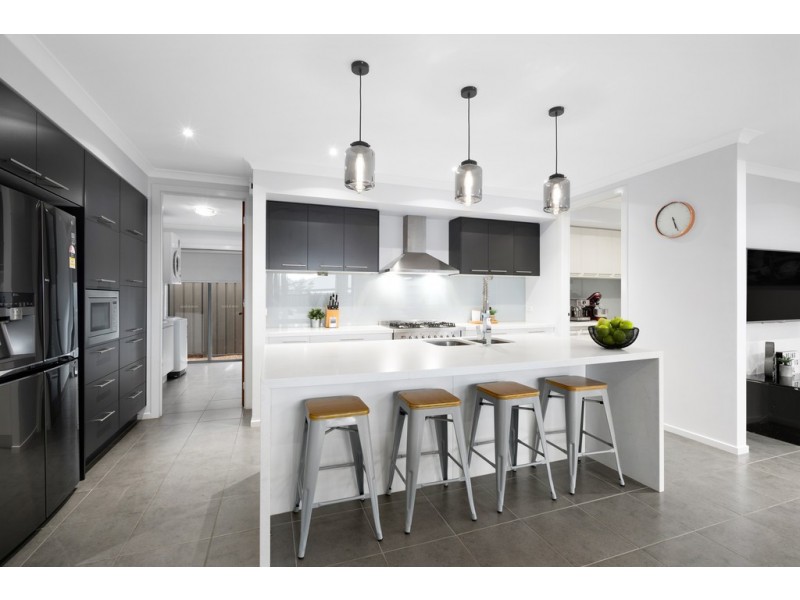 26 Whitebark Street, Wollert VIC 3750