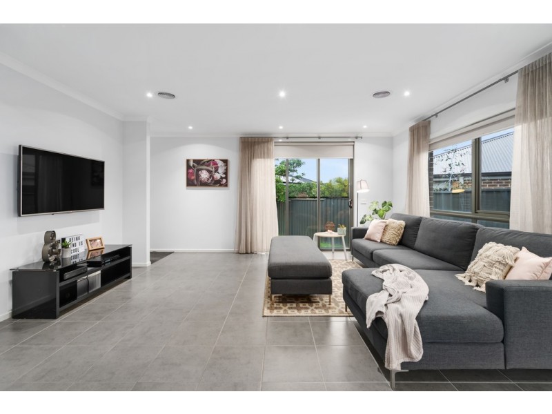 26 Whitebark Street, Wollert VIC 3750