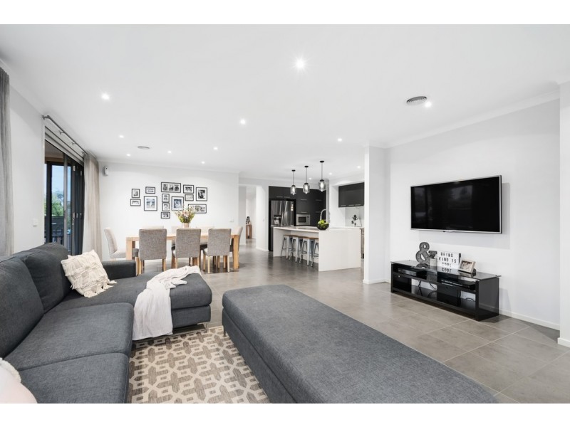 26 Whitebark Street, Wollert VIC 3750