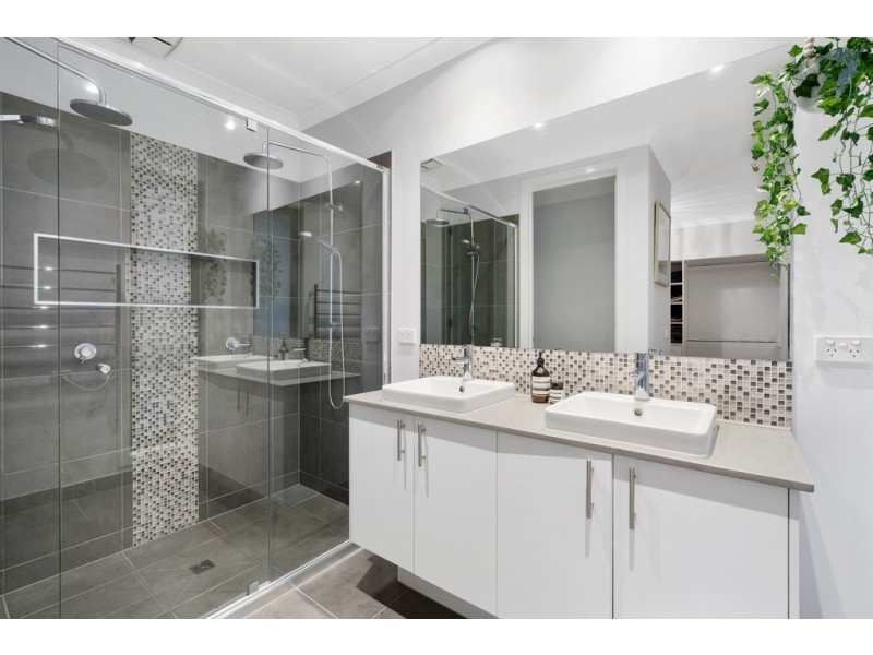 26 Whitebark Street, Wollert VIC 3750