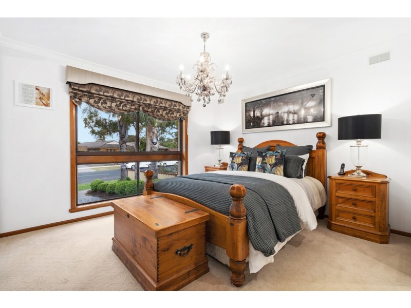 108 Mill Park Drive, Mill Park VIC 3082