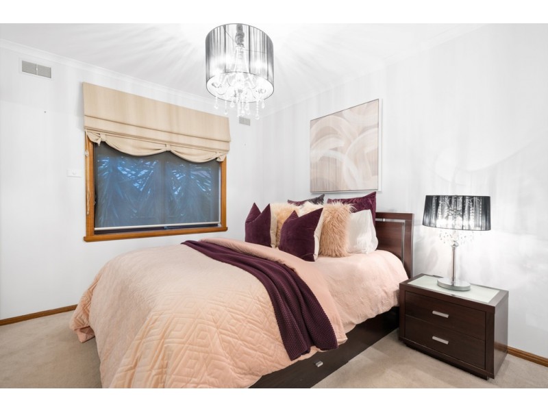 108 Mill Park Drive, Mill Park VIC 3082